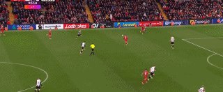 1740612353424082355.gif 中国体育-【英超】索博&麦卡破门,利物浦轻取纽卡13分领跑