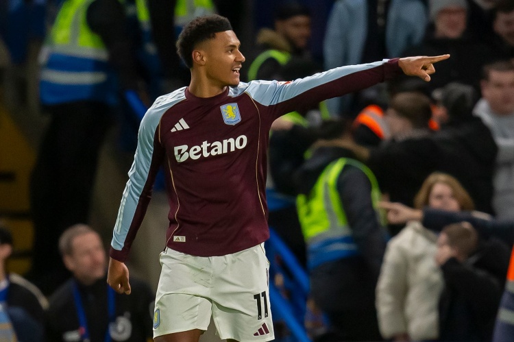 中国体育-乱💥TA阿莫林下课内幕：战术+引援生矛盾…前任CEO都来干预球队