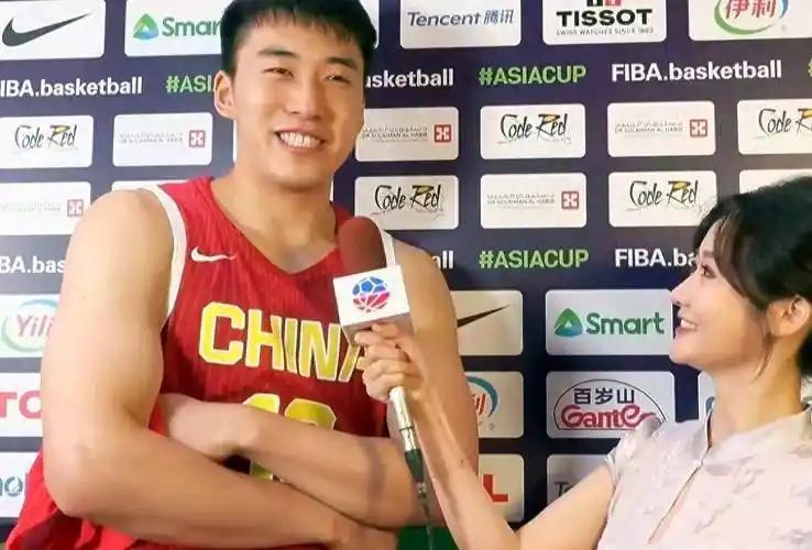 胡明轩无缘世预赛原因曝光！2留洋悍将或回归！最强阵容剑指4连胜