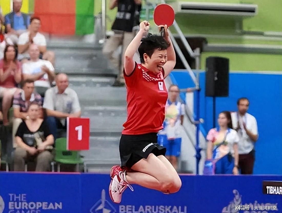 体育赛事-1989年，国乒“怪拍”倪夏莲无奈出走卢森堡，59岁仍征战国际赛场