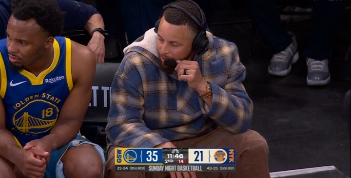 找点儿班上！全美直播 因伤缺战库里坐替补席和解说热聊